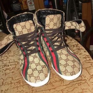 Gucci Hi-top (vintage) sneakers